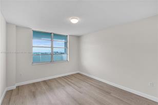 2780 NE 183rd St - Photo 15