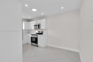 2780 NE 183rd St - Photo 11