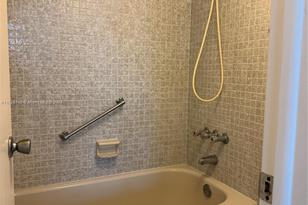 901 Colony Point Cir - Photo 5