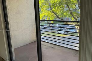 901 Colony Point Cir - Photo 11