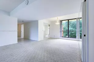 5188 Woodland Lakes Dr, Palm Beach Gardens, FL 33418 - Photo 7