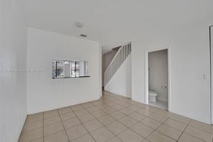 2733 SW 83rd Ave - Photo 7