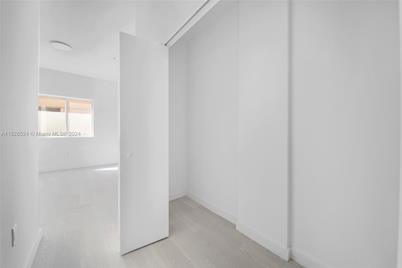 1567 NW 1st St, Miami, FL 33125 - Photo 71