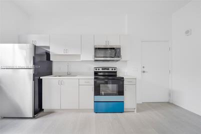 1567 NW 1st St, Miami, FL 33125 - Photo 49