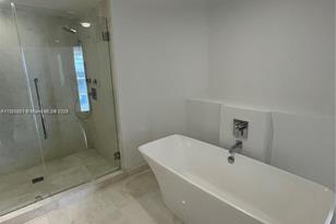 [Address not provided], North Miami Beach, FL 33160 - Photo 23