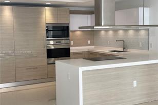 [Address not provided], North Miami Beach, FL 33160 - Photo 13