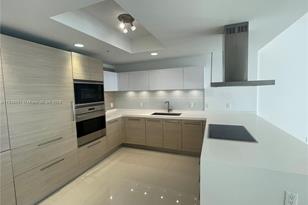 [Address not provided], North Miami Beach, FL 33160 - Photo 11