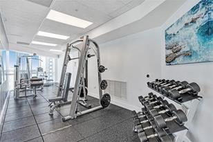 480 NE 30th St - Photo 45