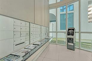 480 NE 30th St - Photo 51