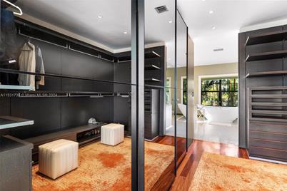 527 E Dilido Dr, Miami Beach, FL 33139 - Photo 37