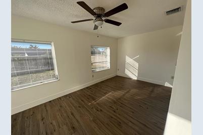 11520 NW 31st Pl, Sunrise, FL 33323 - Photo 13