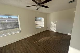 11520 NW 31st Pl, Sunrise, FL 33323 - Photo 13