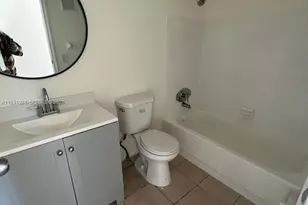 11520 NW 31st Pl, Sunrise, FL 33323 - Photo 9