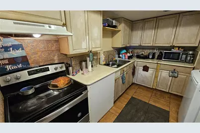 5870 NW 21st St #45-E, Lauderhill, FL 33313 - Photo 11