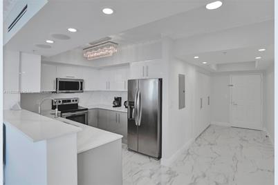 16699 Collins Ave #2209, Sunny Isles Beach, FL 33160 - Photo 3