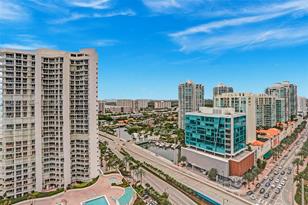 16699 Collins Ave, Sunny Isles Beach, FL 33160 - Photo 27