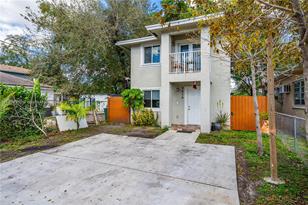 3019 NW 45th St - Photo 3
