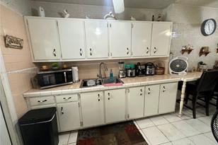 559 E 15th St - Photo 13