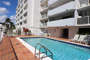 1650 NE 115th St - Photo 3