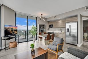 121 NE 34th St, Miami, FL 33137 - Photo 35