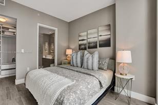 121 NE 34th St, Miami, FL 33137 - Photo 39