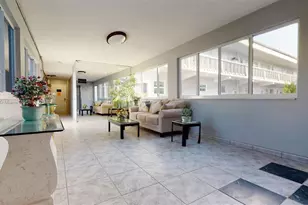 329 SE 3rd St, Hallandale Beach, FL 33009 - Photo 21