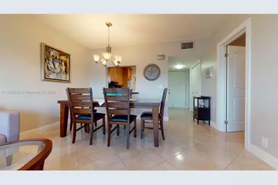 329 SE 3rd St #402P, Hallandale Beach, FL 33009 - Photo 15
