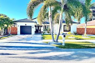 414 12th Ter, Homestead, FL 33033-5087