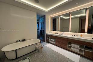 18555 Collins Ave, Sunny Isles Beach, FL 33160 - Photo 43