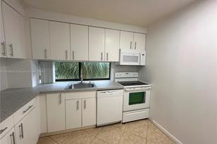 17021 N Bay Rd, Sunny Isles Beach, FL 33160 - Photo 7