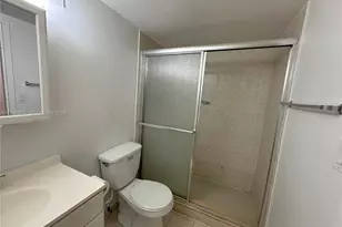 17021 N Bay Rd, Sunny Isles Beach, FL 33160 - Photo 19
