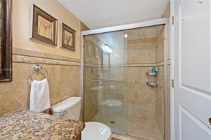 1024 SE 3rd Ave - Photo 13