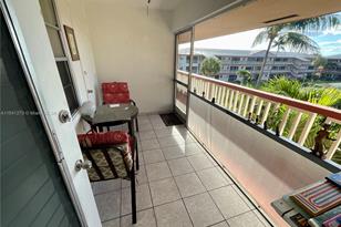 5300 Washington St, Hollywood, FL 33021 - Photo 3