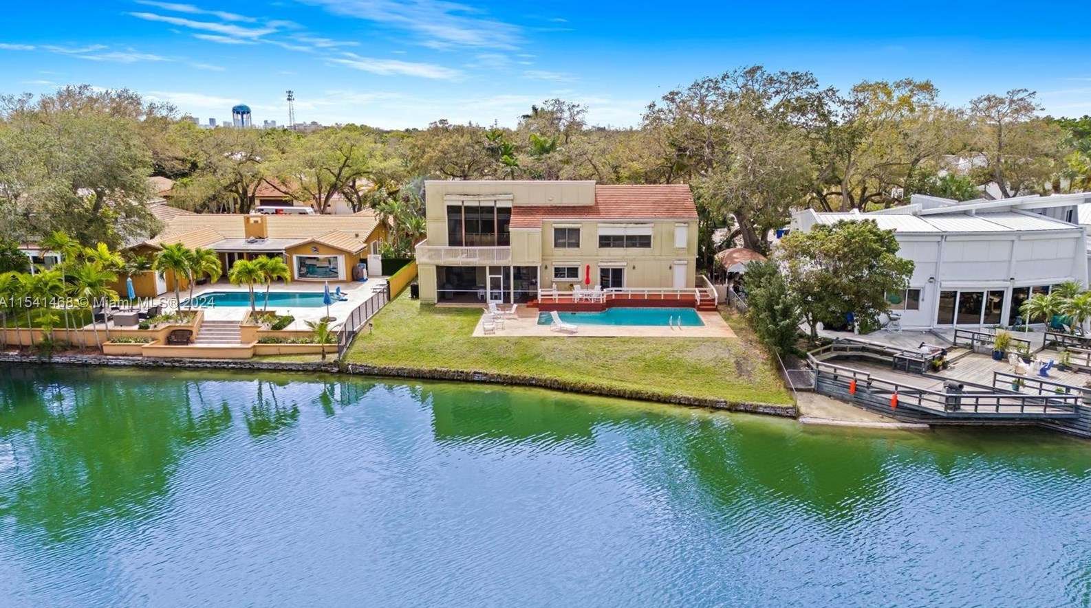 3071 35 St, Hollywood FL 33021-2627 exterior