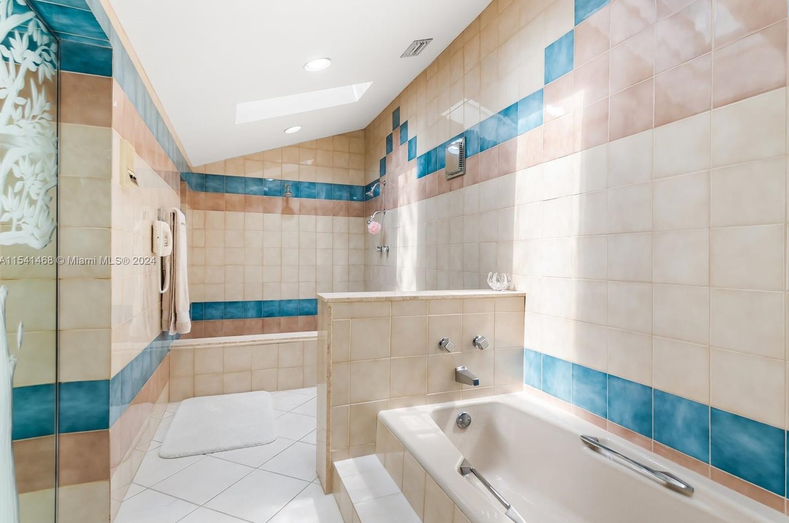 3071 35 St, Hollywood FL 33021-2627 exterior