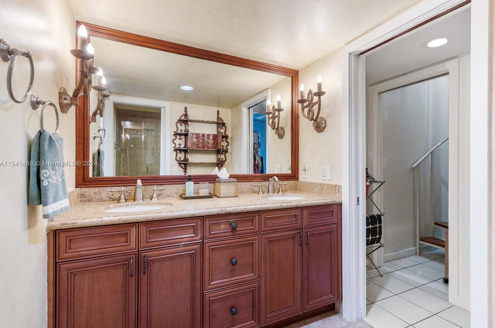 3071 35 St, Hollywood FL 33021-2627 exterior