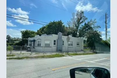 932 NW 70th St, Miami, FL 33150 - Photo 1