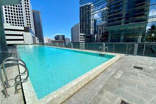 68 SE 6th St, Miami, FL 33131 - Photo 41