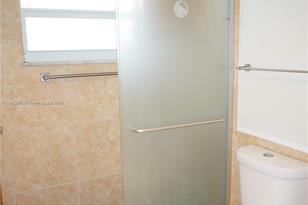 4000 NE 169th St - Photo 21