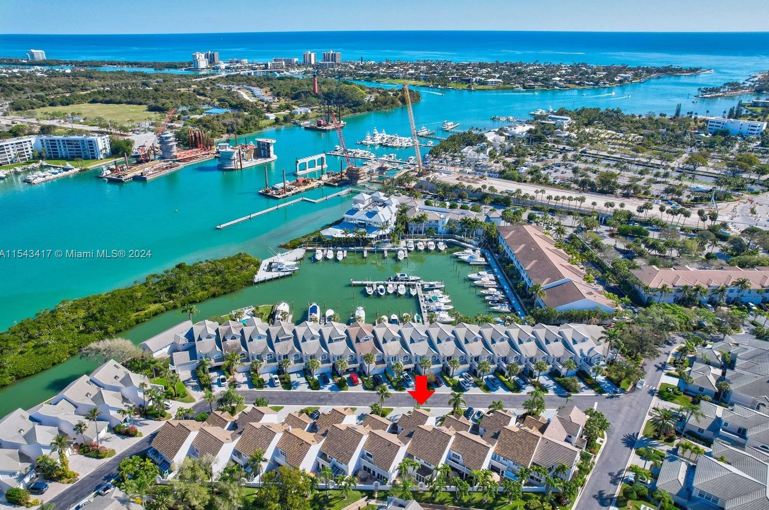 1000 Us Highway 1, Jupiter FL  33477-4449 exterior