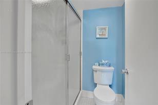 12900 SW 13th St - Photo 25