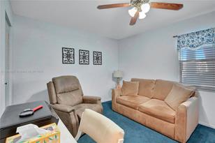 12900 SW 13th St - Photo 15