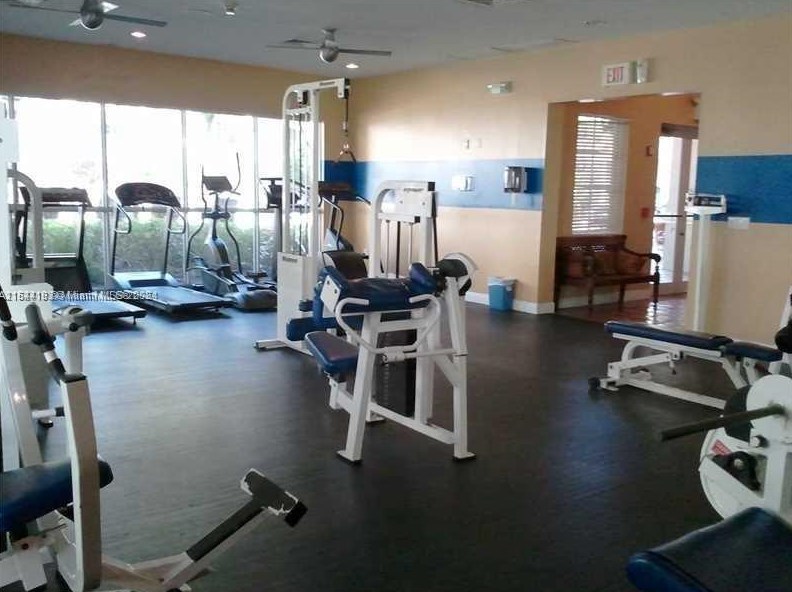 101 117th Ave, Hollywood FL  33025-4914 exterior