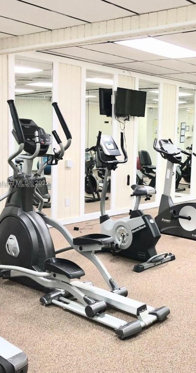 17021 Bay Rd, Miami FL  33160-3684 exterior