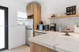 740 SW 9th St, Miami, FL 33130 - Photo 5