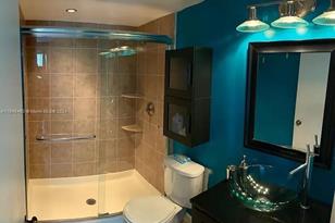 1109 Green Pine Blvd - Photo 3