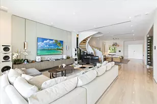 401 E Rivo Alto Dr, Miami Beach, FL 33139 - Photo 13