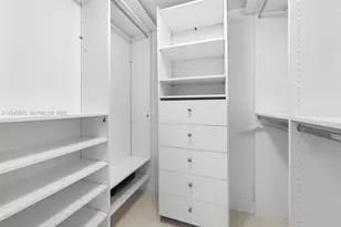 6801 Collins Ave, Miami Beach, FL 33141 - Photo 19