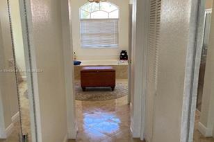 22323 Rushmore Pl - Photo 5