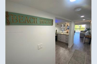 6444 Collins Ave #A6 - Photo 1